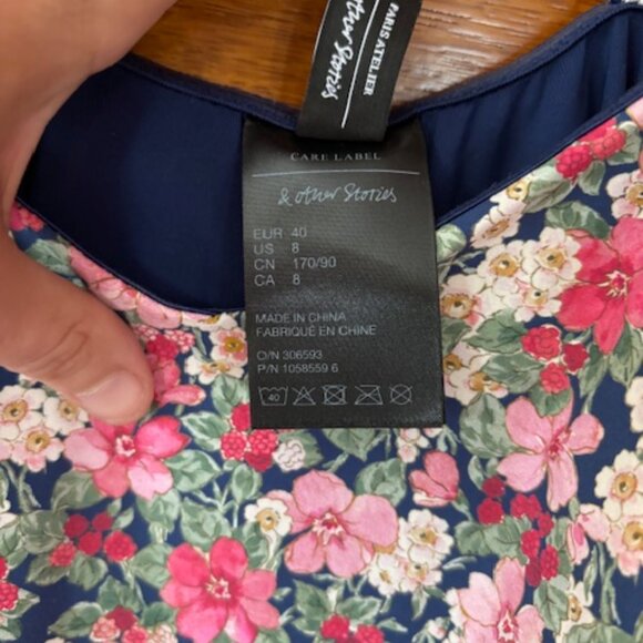 & Other Stories Kalys Floral Print One-Piece Swimsuit - Detachable Straps - Picture 3 of 7